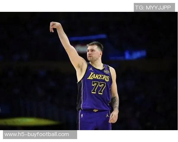 拉拉维亚谈得分表现称与东契奇搭档让比赛变得轻松愉快