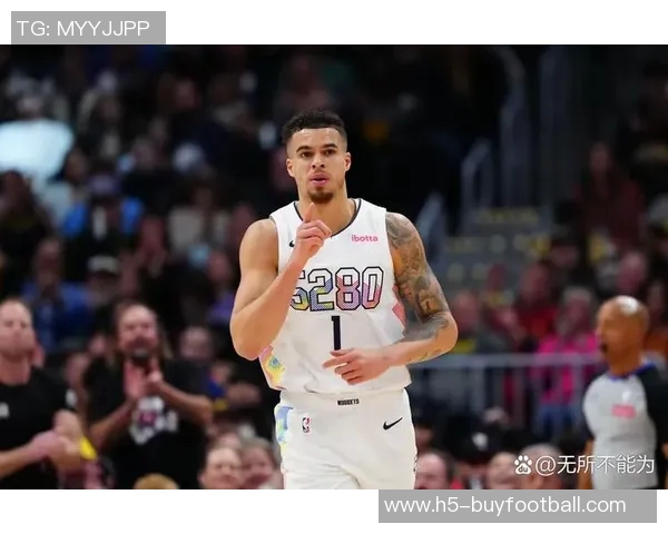 小波特高效表现半场8中6三分命中率出色贡献14分3篮板2助攻