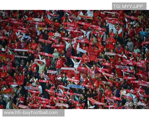 阿贾克斯比赛因球迷燃放烟花纪念逝者中断43分钟后被取消 阿贾克斯比赛因球迷燃放烟花纪念逝者中断43分钟后被取消