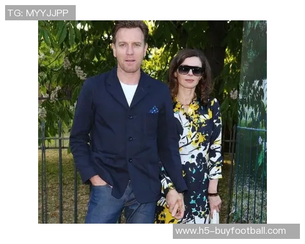 克莱女友因AI不雅视频疯传感到沮丧已花费24万美元接受心理治疗 克莱女友因AI不雅视频疯传感到沮丧已花费24万美元接受心理治疗