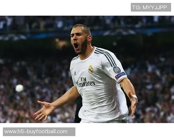 曼联求购巴莱巴115亿镑状态不佳本赛季已三次半场被换