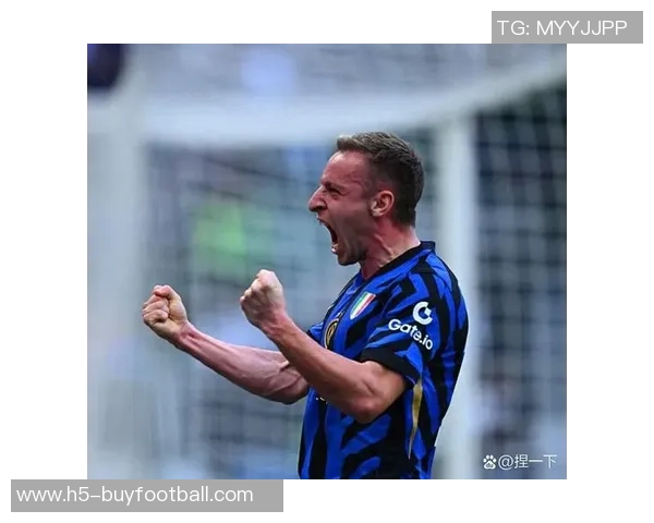 蓝黑太子迪马尔科庆祝职业生涯300场比赛里程碑展现卓越成就